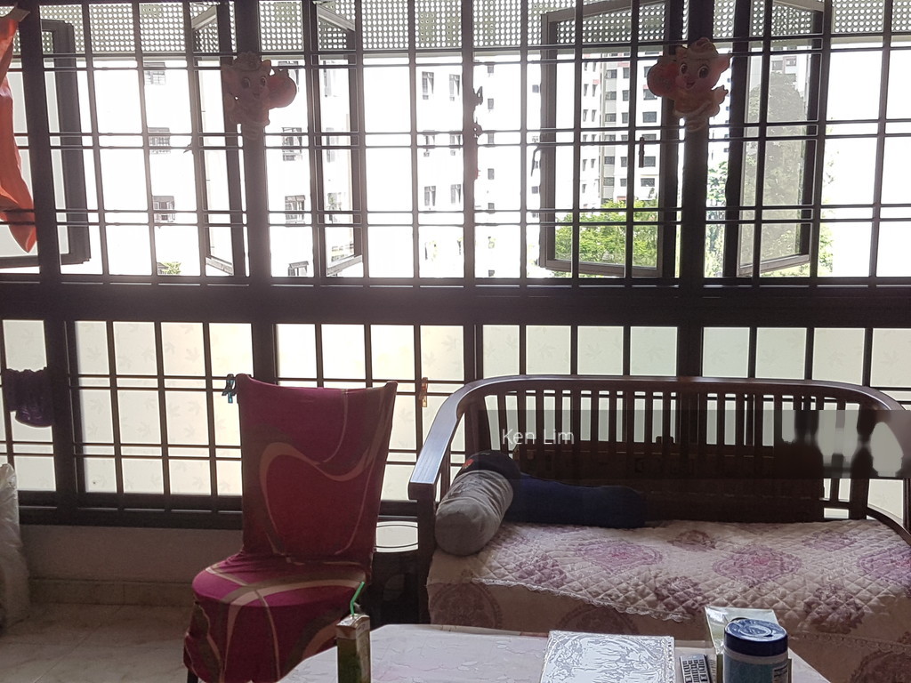Jurong West Street 64 thumbnail photo